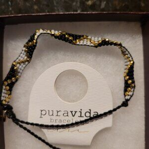 Pura Vida black and white beaded bracelet with gold
